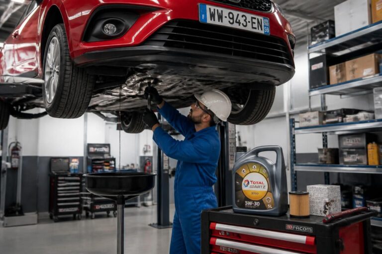 Quand faire une vidange pour une voiture essence : guide complet