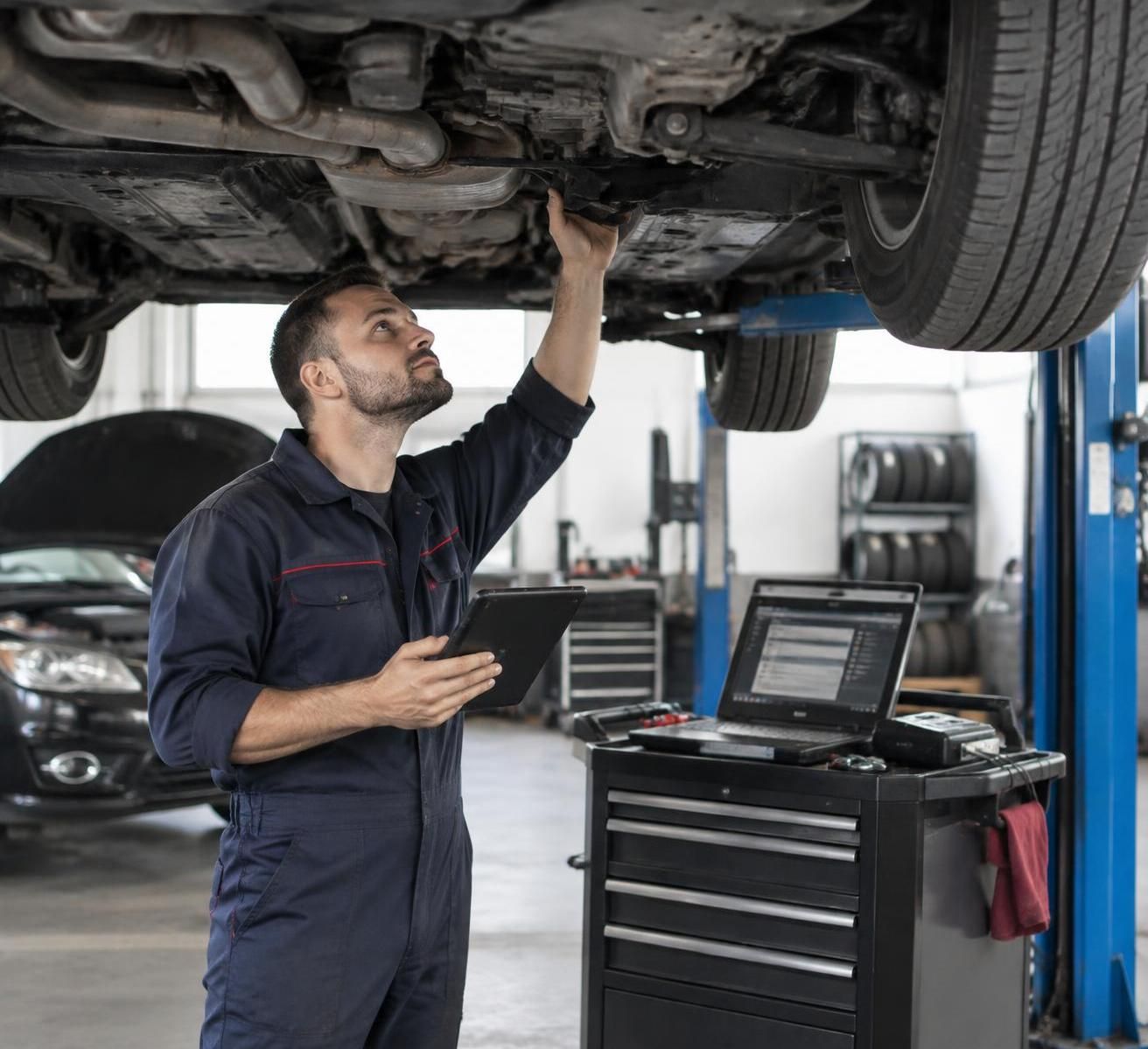 découvrez comment estimer le coût d’une réparation automobile en 2026 : facteurs à prendre en compte, devis et conseils pour maîtriser votre budget.